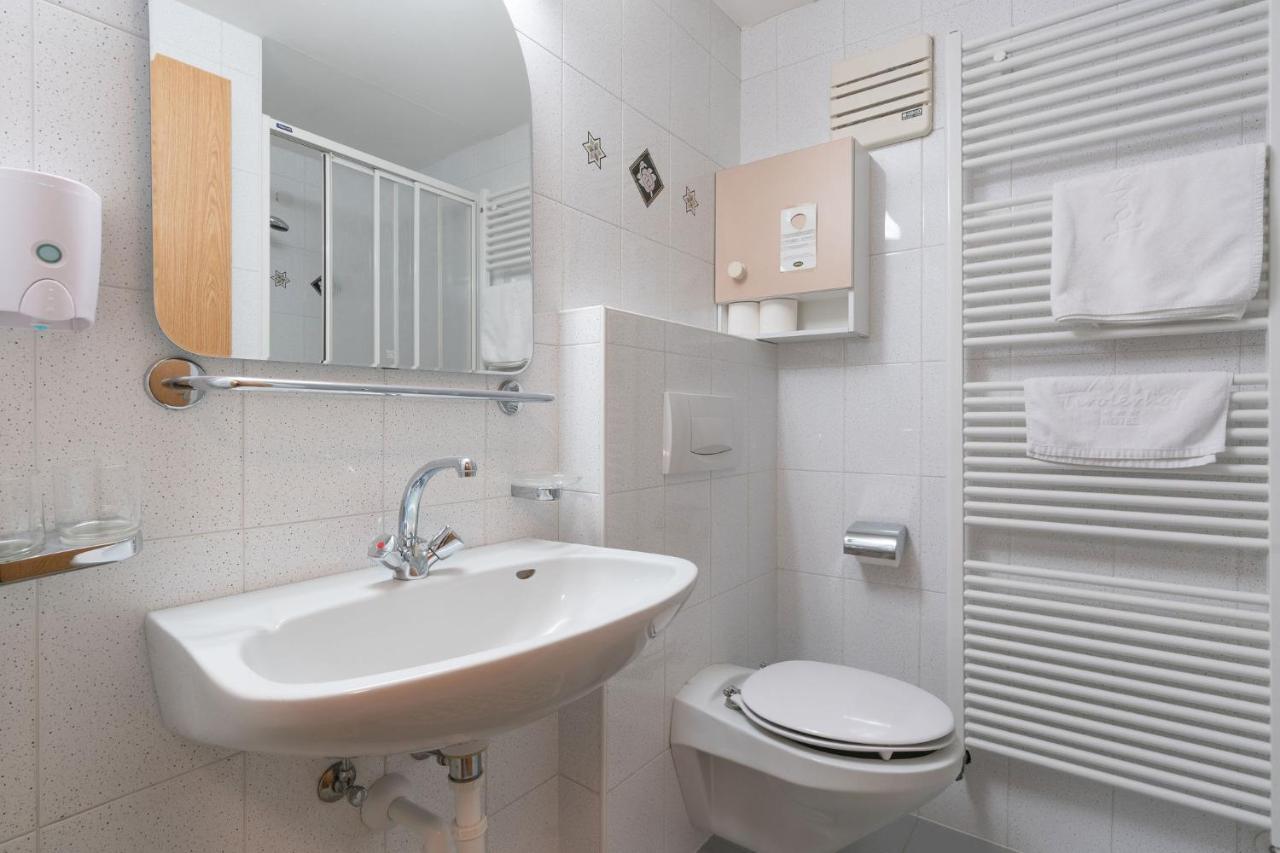 טרנטו Hotel Tirolerhof מראה חיצוני תמונה