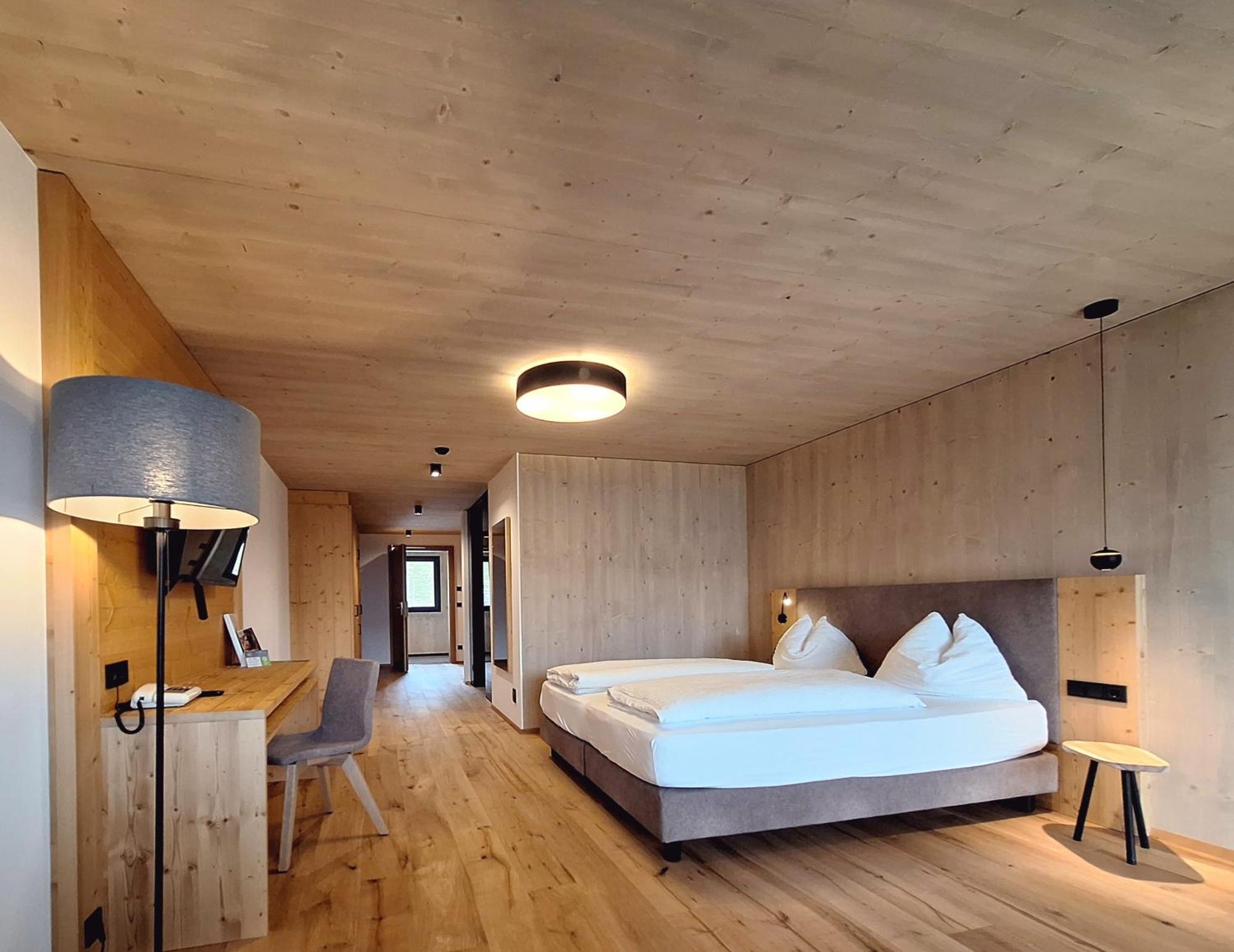 טרנטו Hotel Tirolerhof מראה חיצוני תמונה
